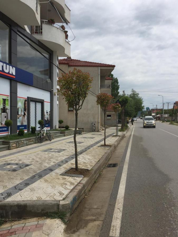 Guest'S Apartament Pogradec Extérieur photo