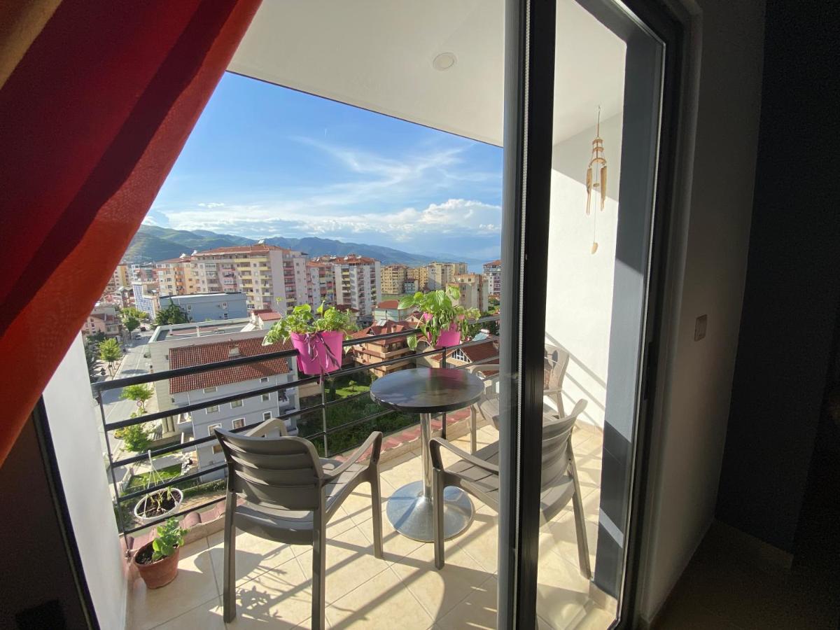 Guest'S Apartament Pogradec Extérieur photo