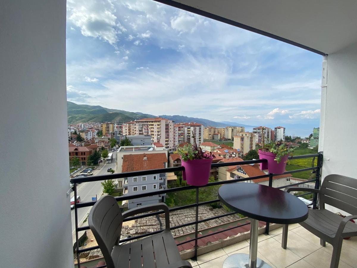 Guest'S Apartament Pogradec Extérieur photo