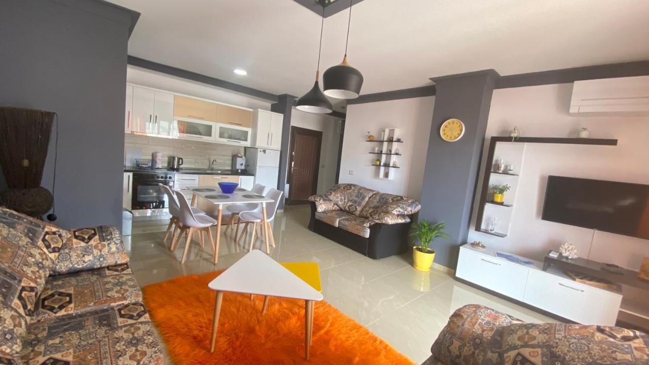 Guest'S Apartament Pogradec Extérieur photo