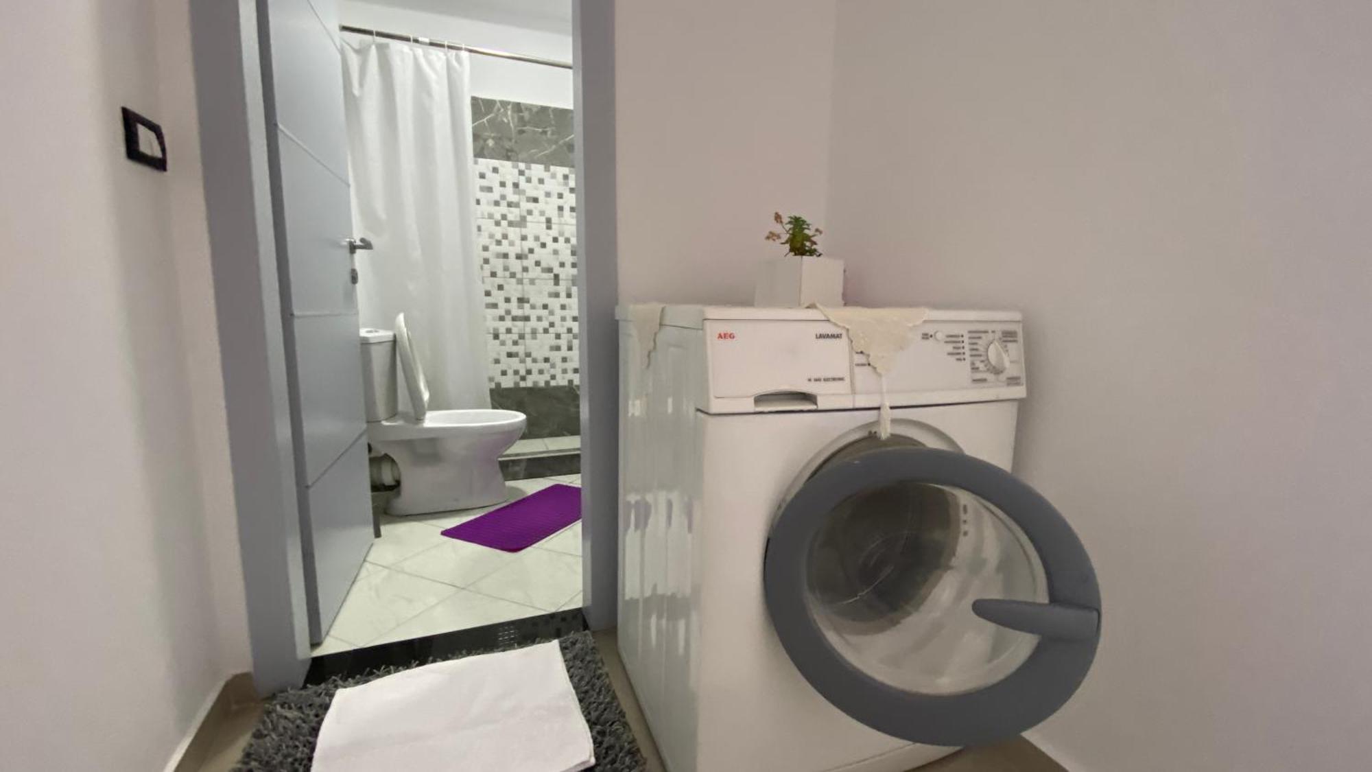 Guest'S Apartament Pogradec Extérieur photo
