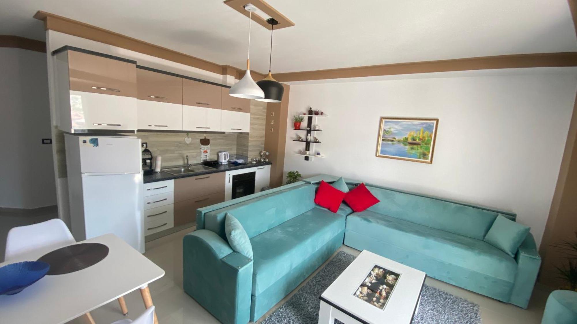 Guest'S Apartament Pogradec Extérieur photo