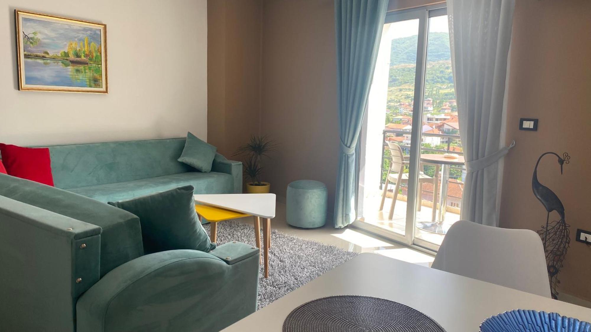 Guest'S Apartament Pogradec Extérieur photo